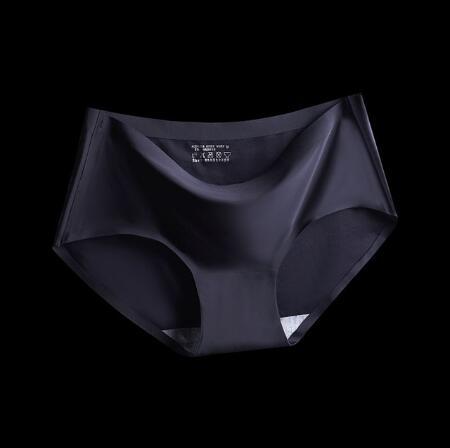 Seamless Women’s Sports Underwear – Breathable Nylon Spandex Performance Briefs