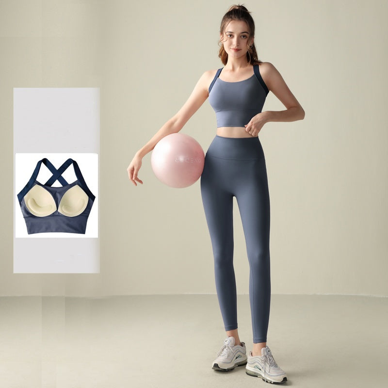 Training Shockproof Sports Bra – Women’s Fixed Cup High Support Workout Top