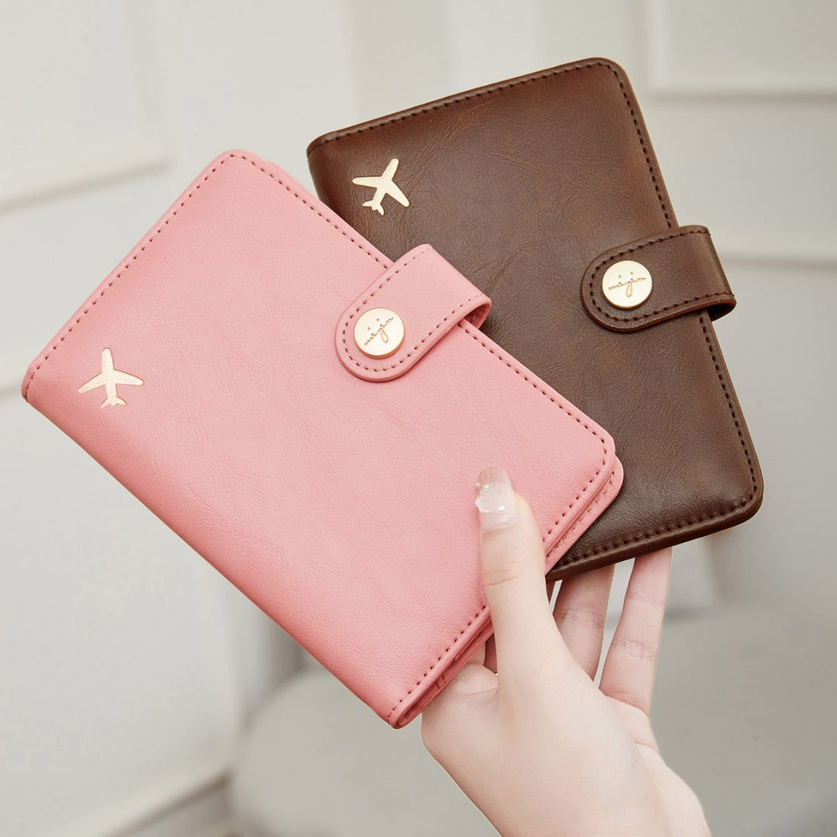 Women’s Multifunctional Passport Holder – PU Leather Travel Document Bag with Anti-Theft Protection