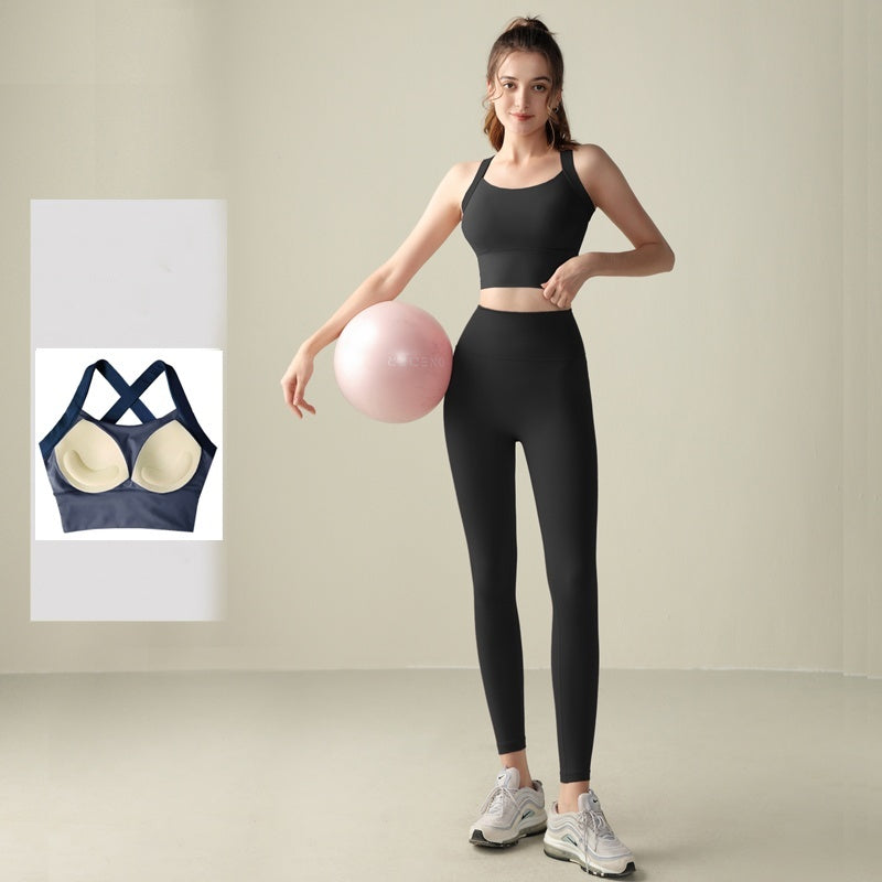 Training Shockproof Sports Bra – Women’s Fixed Cup High Support Workout Top