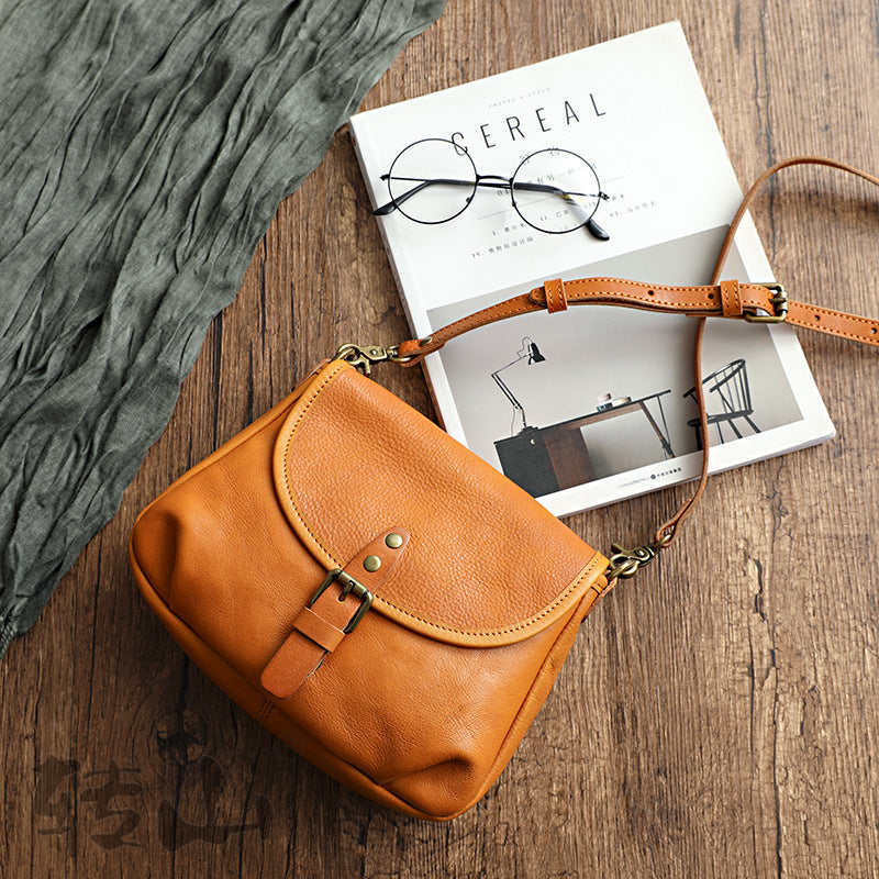 Handmade Retro Crossbody Bag – Vegetable Tanned Genuine Leather Bucket Purse for Women