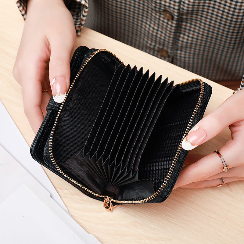 Ladies’ Short Wallet with Lychee Pattern – 2-Fold PU Leather Mini Purse