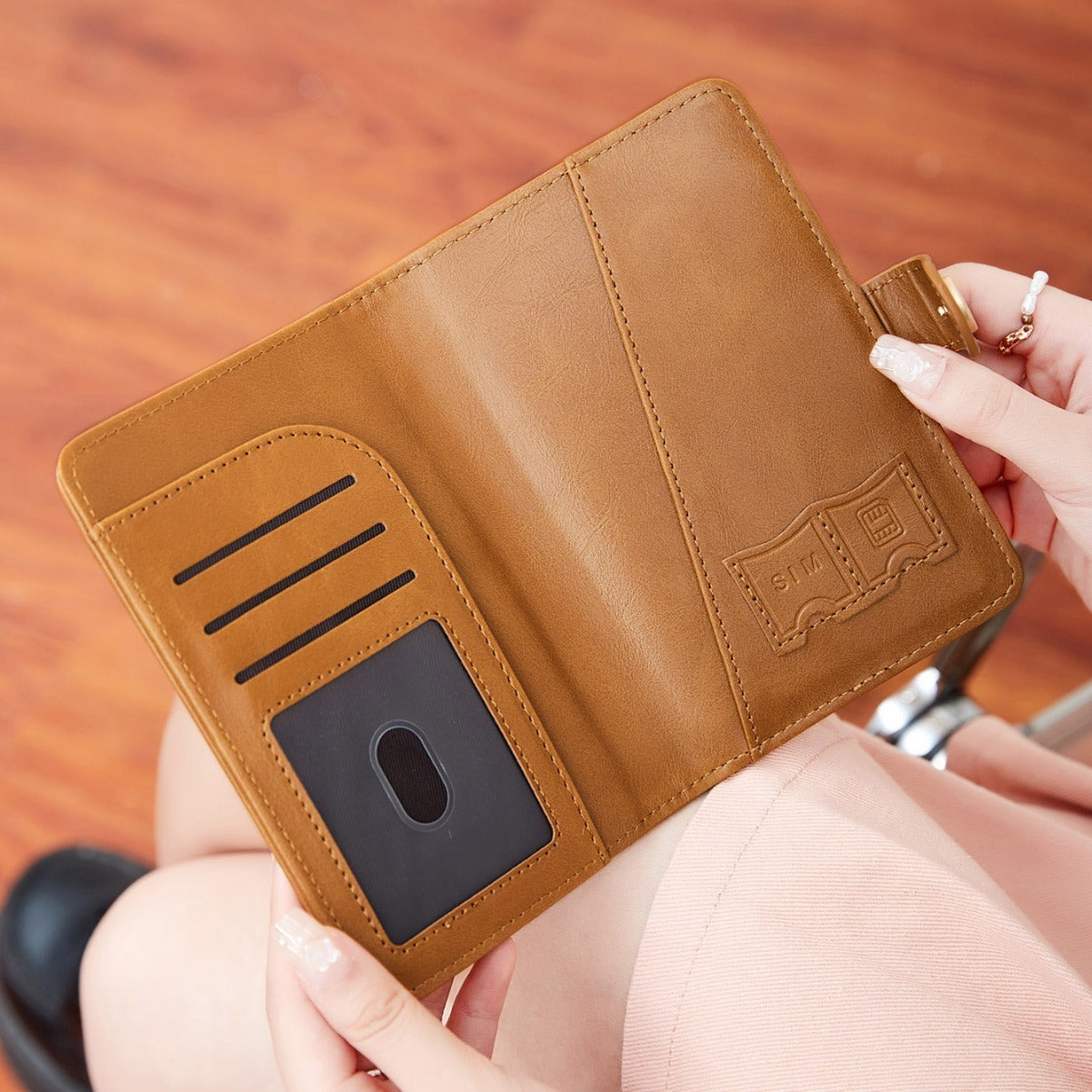Women’s Multifunctional Passport Holder – PU Leather Travel Document Bag with Anti-Theft Protection