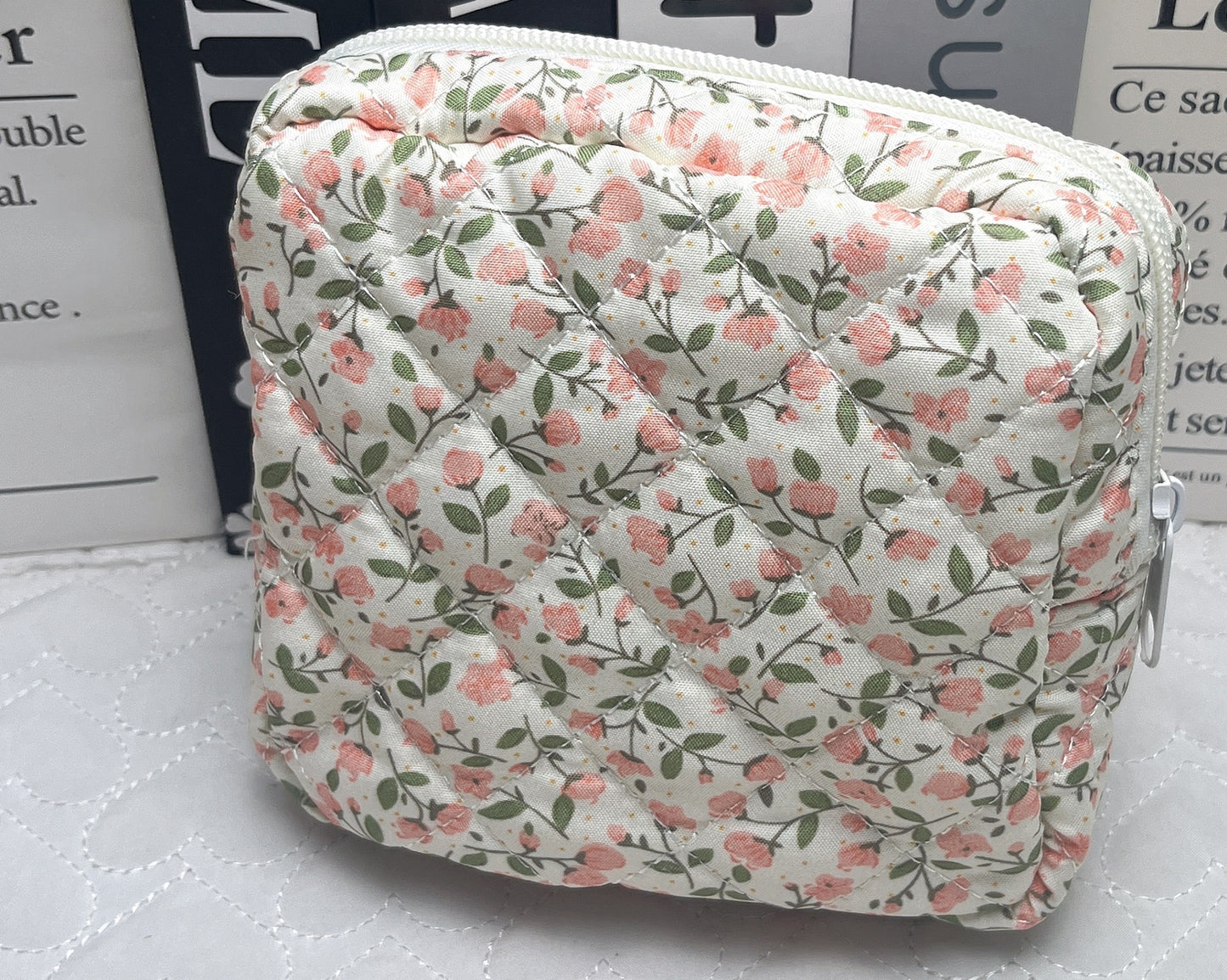 Cute Change Women’s Key Storage Bag – Small Floral Polyester Wallet for Keys & Coins