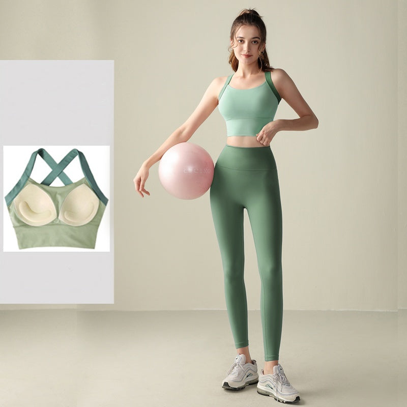 Training Shockproof Sports Bra – Women’s Fixed Cup High Support Workout Top
