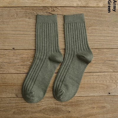Men’s Thin Mid-Calf Sports Socks – Breathable Polyester for All Seasons