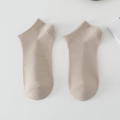 Solid Color Breathable Low-Cut Boat Socks – Sweat Absorbing Polyester Socks for Men