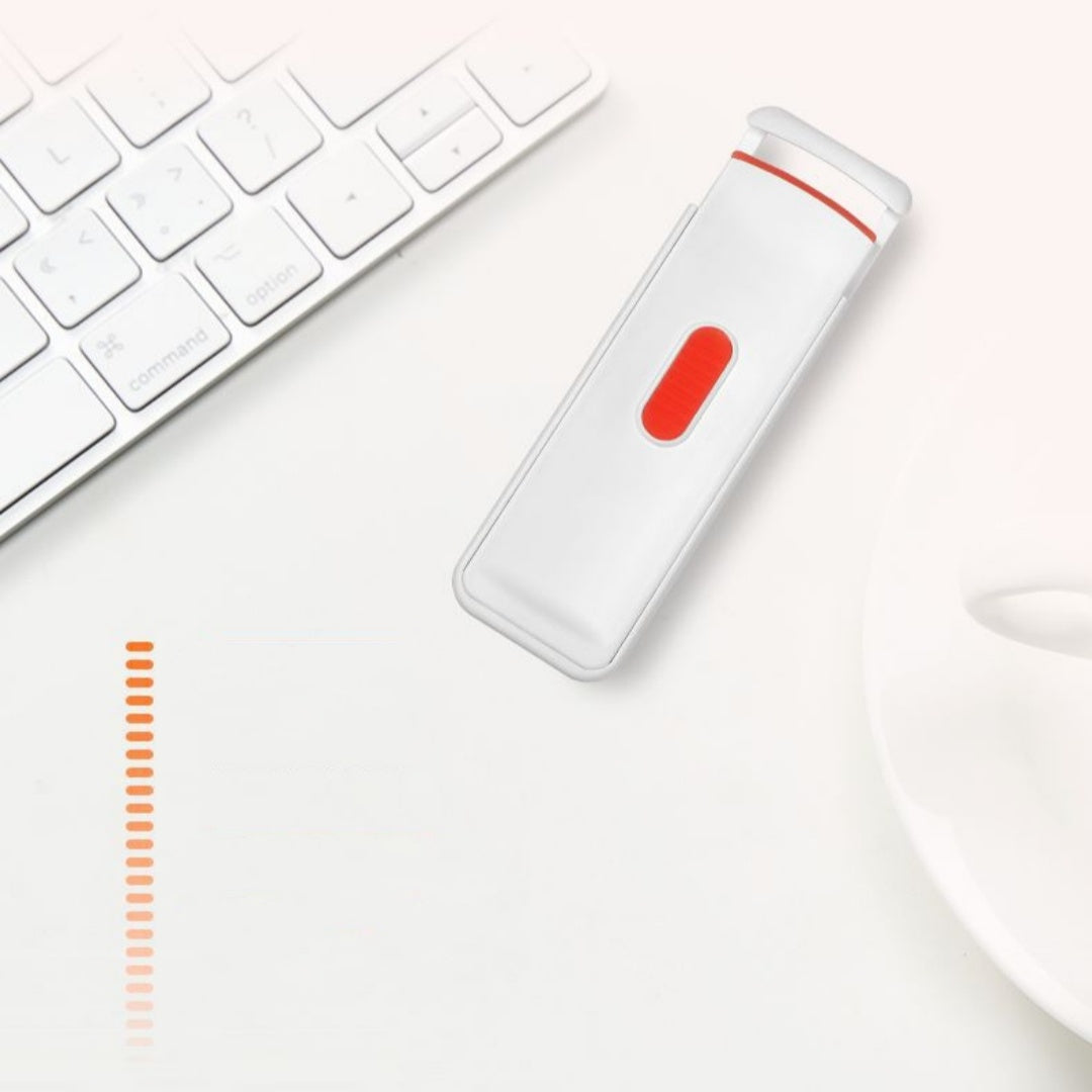 Electric Heated Eyelash Curler – Long-Lasting Lift & Curl