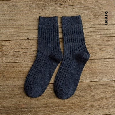 Men’s Thin Mid-Calf Sports Socks – Breathable Polyester for All Seasons