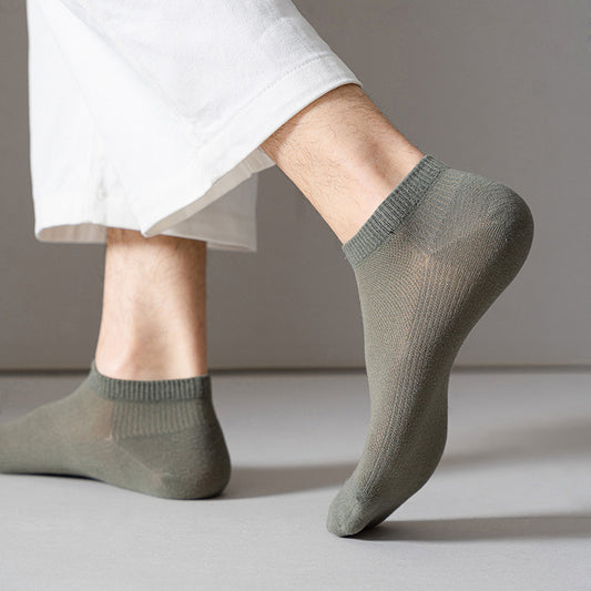 Solid Color Breathable Low-Cut Boat Socks – Sweat Absorbing Polyester Socks for Men